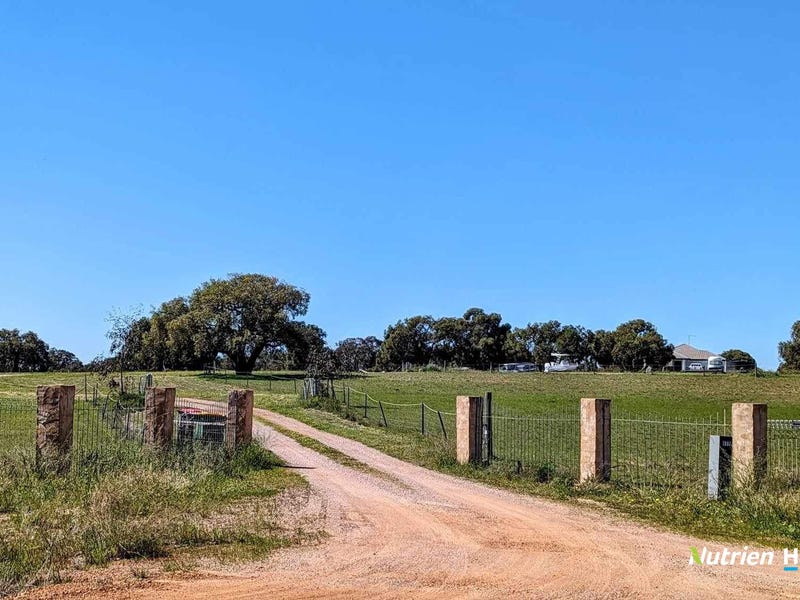 1720 Gingin Brook Road, Muckenburra, WA 6503 Property Details