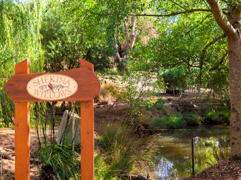 257 Daveys Road, Willow Grove, VIC 3825