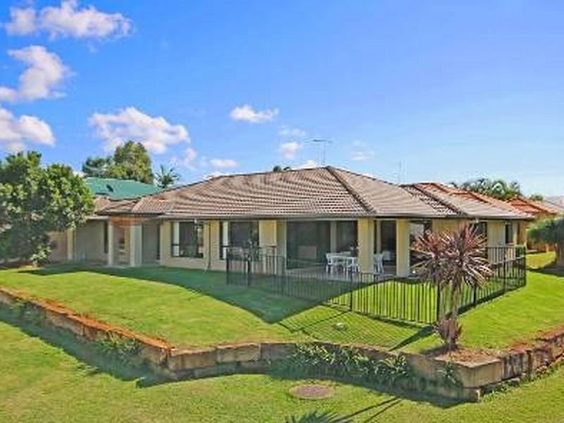 28 Habitat Drive, Redland Bay, QLD 4165