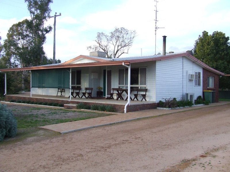 272 Avon Terrace, York, WA 6302