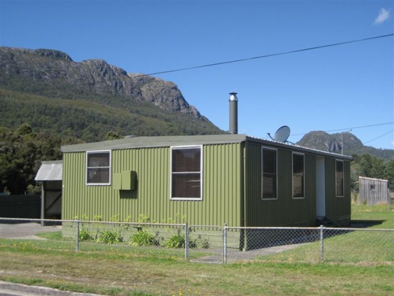 2A Kershaw Street, Tullah, TAS 7321