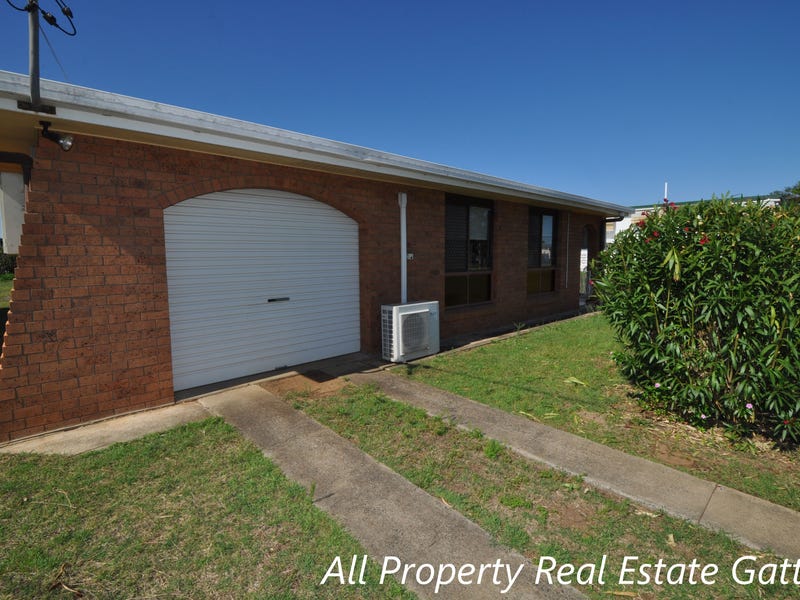 13 Skinner Street, Gatton, QLD 4343