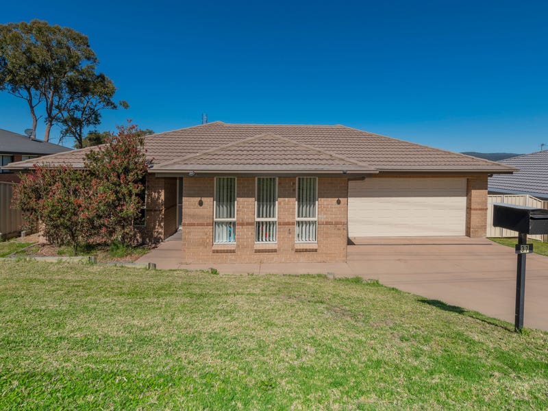 37 Terrigal Street, Morisset, NSW 2264 House for Sale