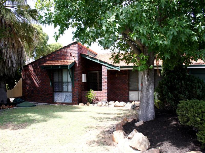 10 Tilston Close, Willetton, WA 6155 Property Details