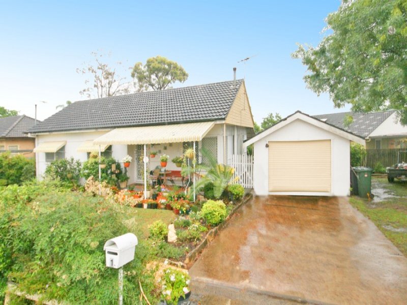 1 Waminda Avenue, Campbelltown, NSW 2560 Property Details