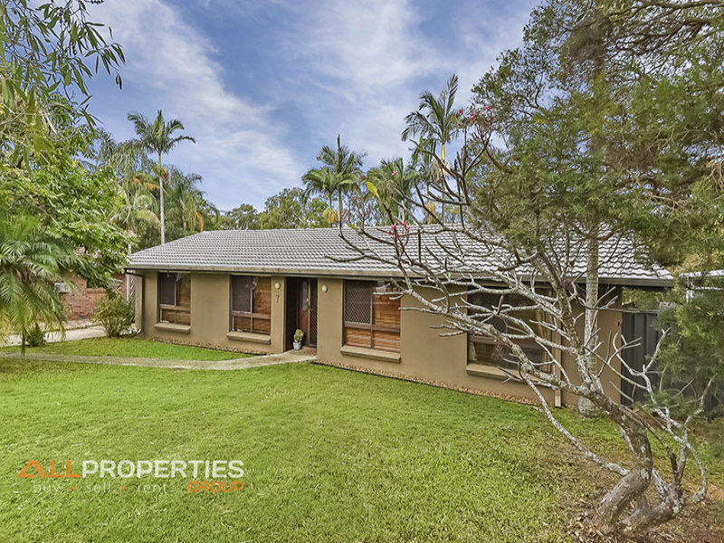7 Drive, Regents Park, Qld 4118