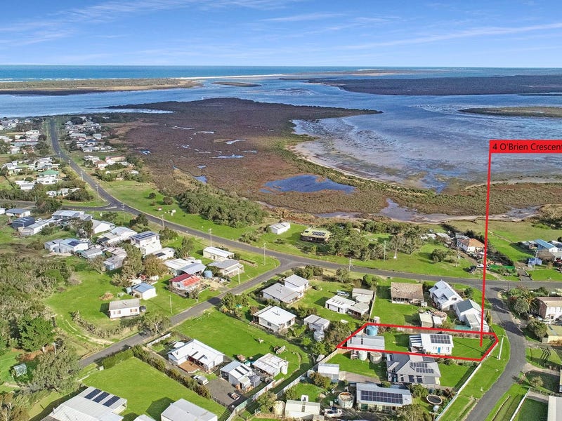 4 Obrien Cres, Mcloughlins Beach, VIC 3874