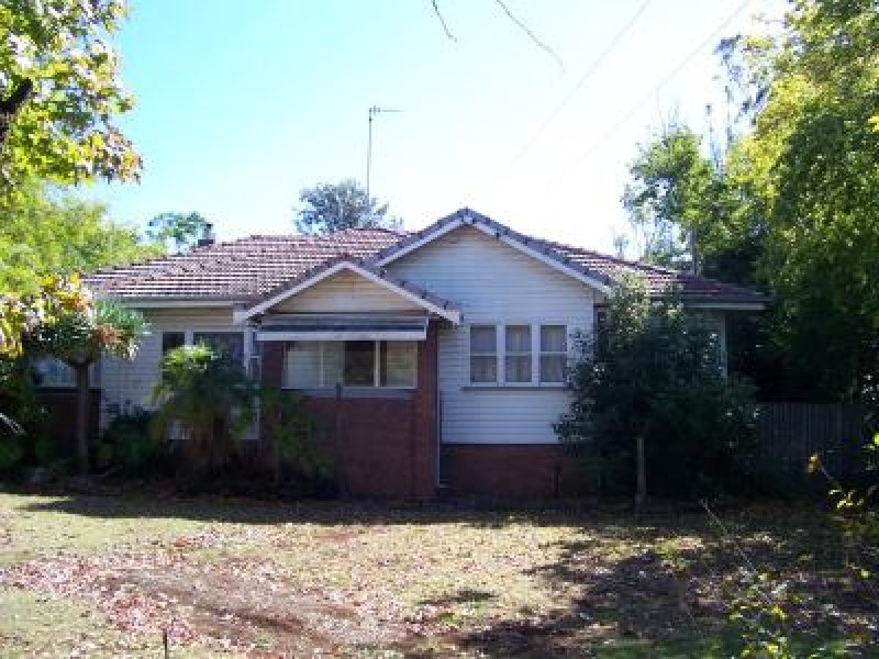 73 Hill Street, Newtown, Qld 4350 Property Details