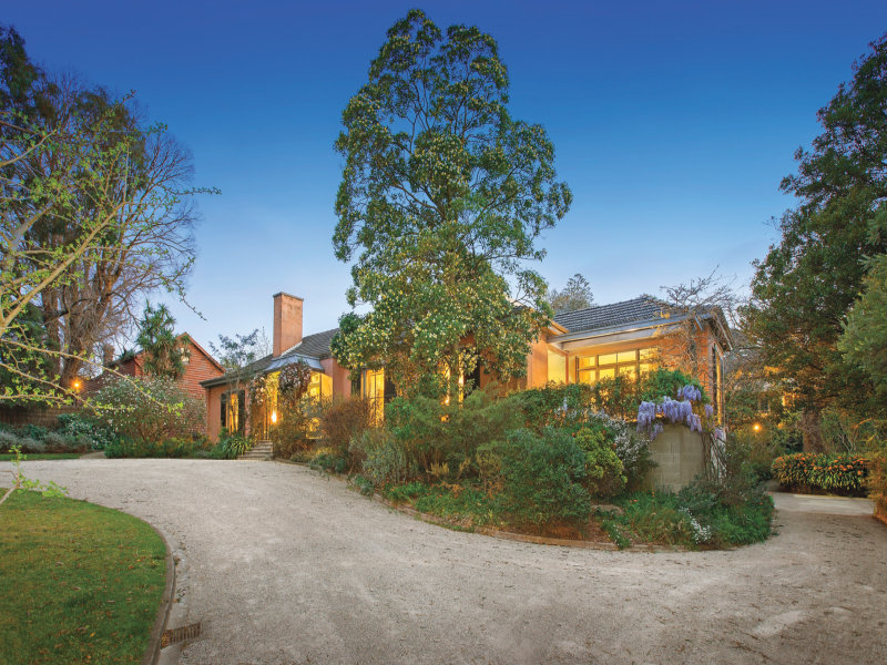 14 Lascelles Avenue, Toorak, Vic 3142 Property Details