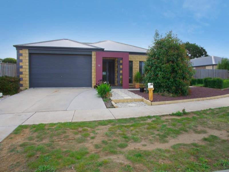 10 Fenwick Fawy, Bannockburn, VIC 3331