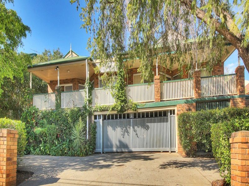 1/16 Wilkie Street, Yeerongpilly, Qld 4105 Property Details