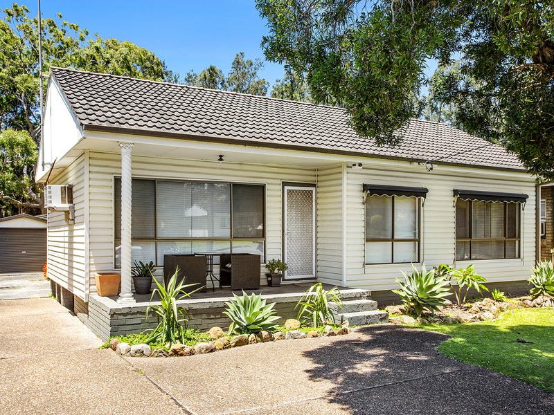 33 Brook Street, Dapto, NSW 2530