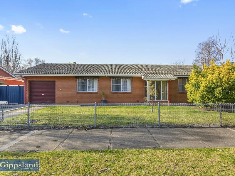 40 Johnson Street, Maffra, Vic 3860 House for Sale