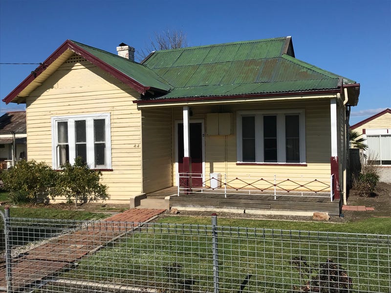 44 Bardwell Street, Holbrook, NSW 2644 Property Details