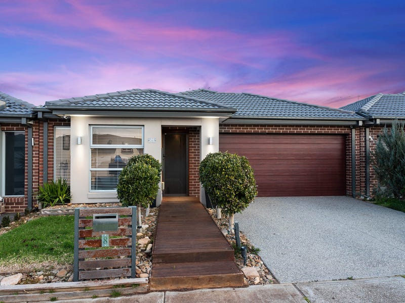 8 Keats Way, Fraser Rise, Vic 3336 House for Sale