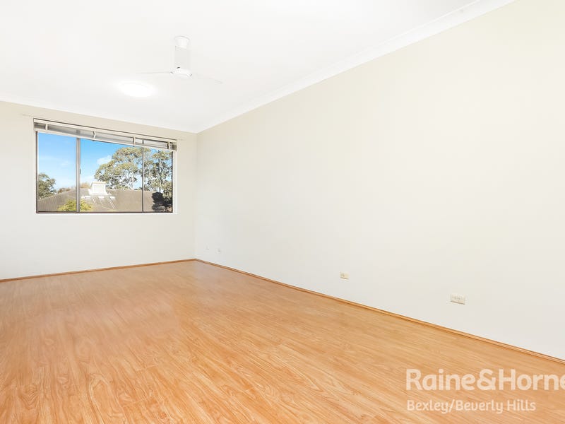 8/10 Carnarvon Street, Carlton, NSW 2218