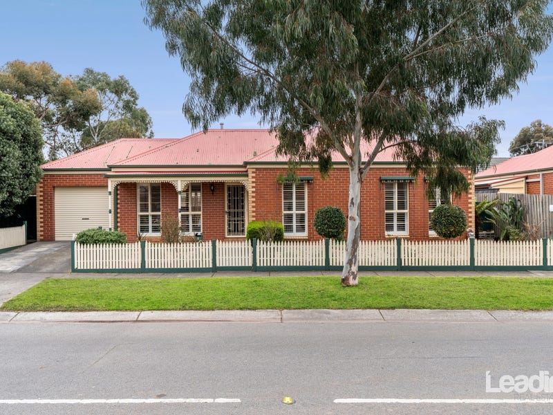 2 Thornton Avenue, Sunbury, Vic 3429 Property Details