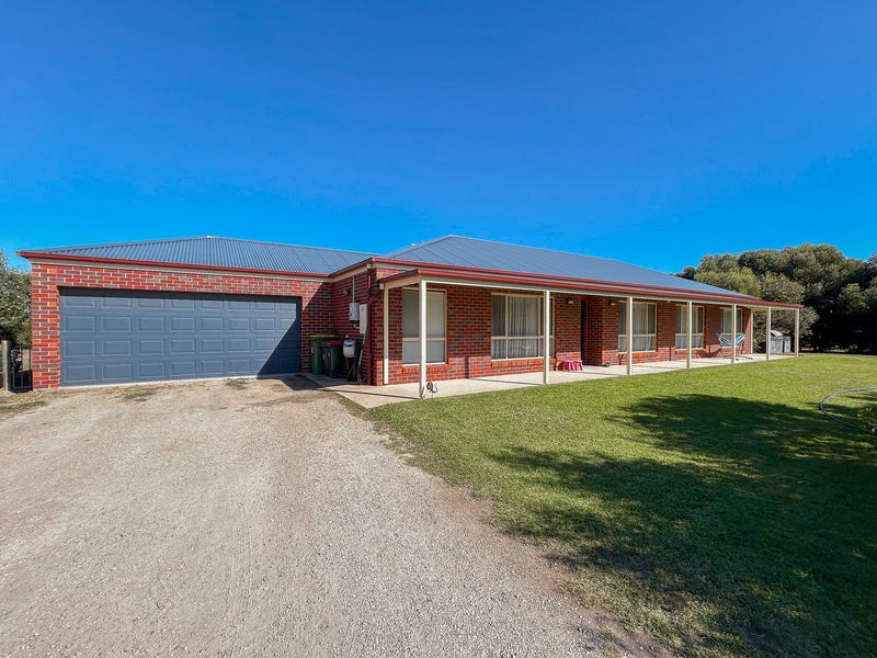 22 Borough Drive, Kerang, Vic 3579 House for Sale