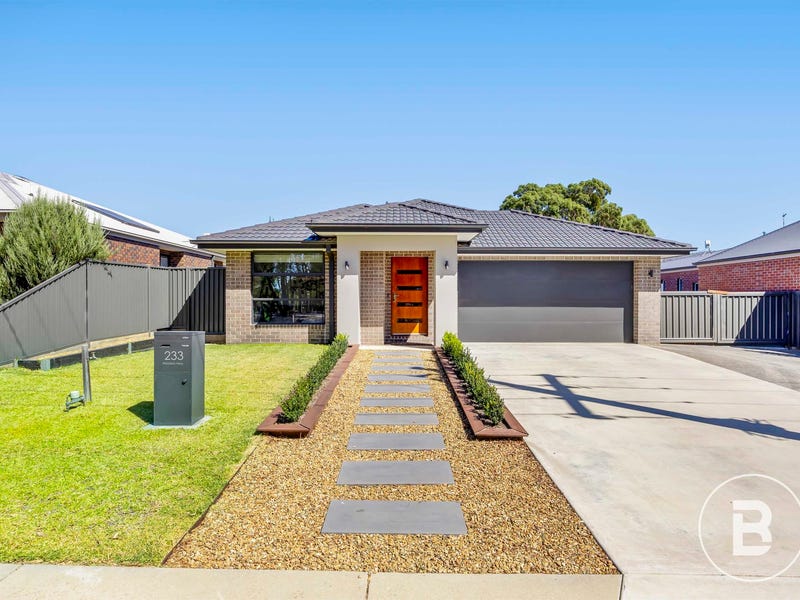 233 Western Highway, Ararat, Vic 3377 House for Sale