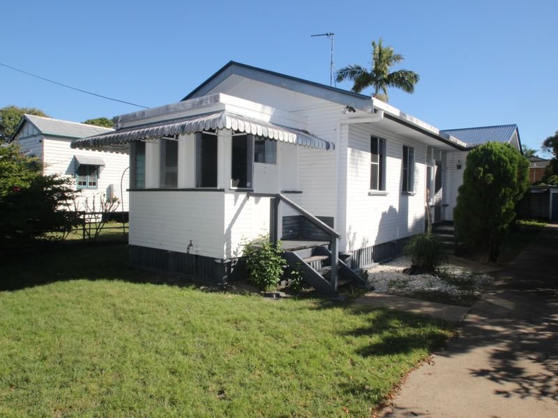 12 Ocean Street, Torquay, QLD 4655 - realestate.com.au