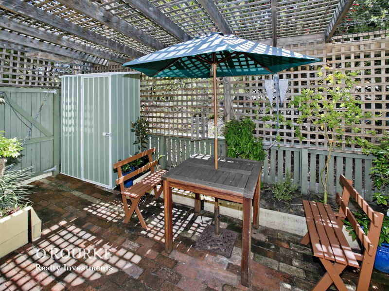 1/84 Stanley Street, Scarborough, WA 6019 Property Details