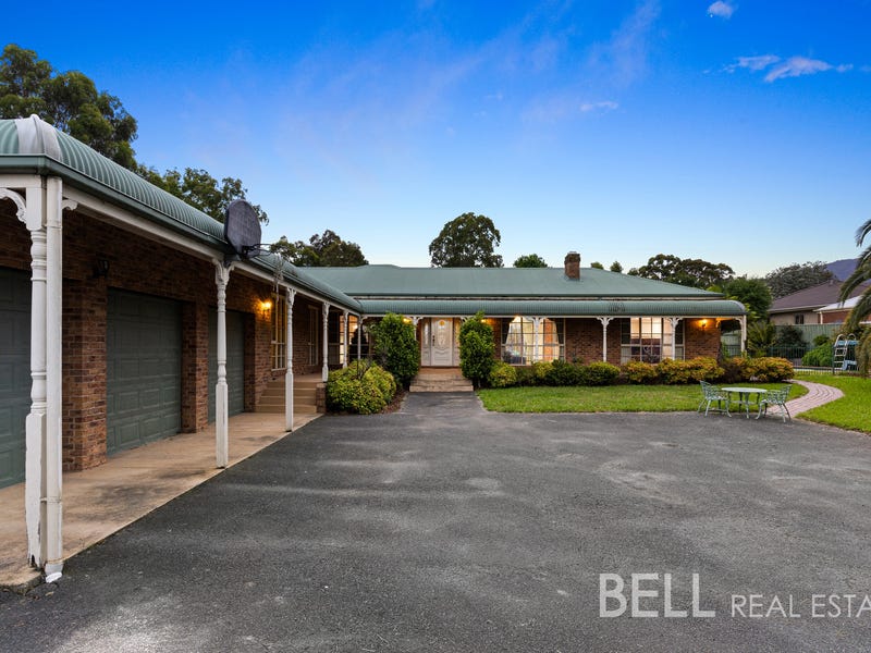 217A Cambridge Road, Mooroolbark, Vic 3138 Property Details