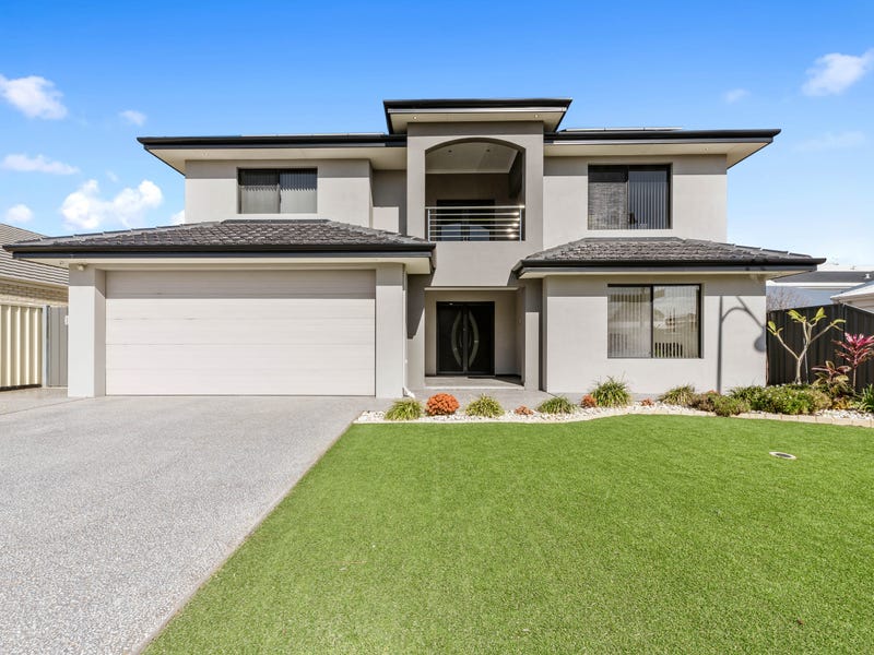 4 Sandford Avenue, Lake Coogee, WA 6166 House for Sale