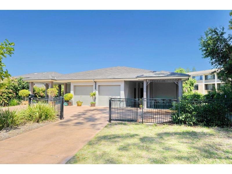 2 Dowling Street, Nelson Bay, NSW 2315