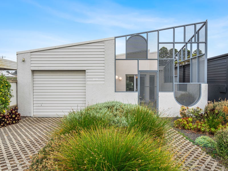 16A Barclay Street, Port Fairy, VIC 3284