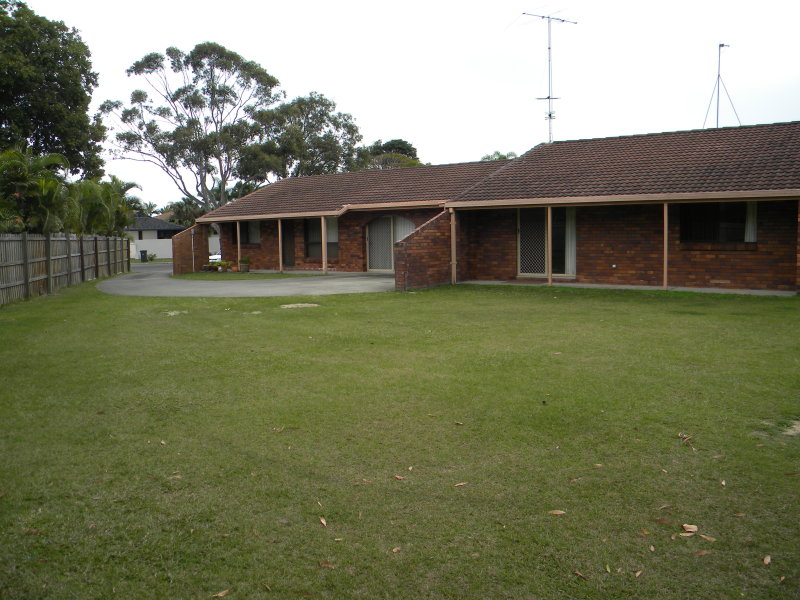 2/28 Hokitika Street, Broadbeach Waters, QLD 4218