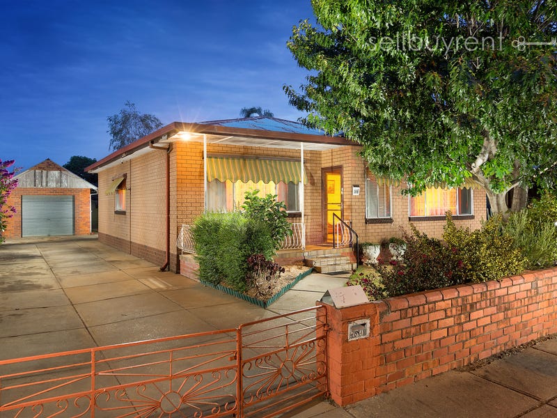 300 BEECHWORTH ROAD, Wodonga, Vic 3690 Property Details