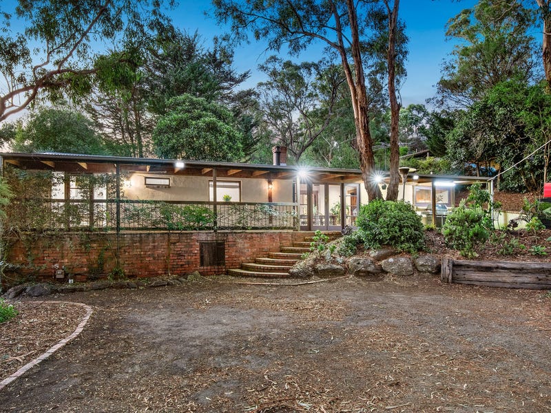 101 Arthurs Creek Road, Hurstbridge, Vic 3099 Property Details