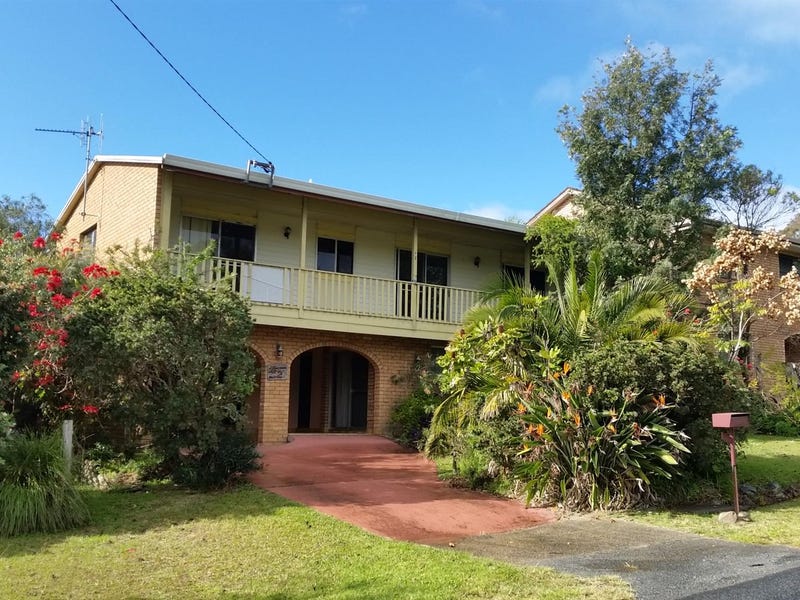 42 Moorooba Road, Coomba Park, NSW 2428