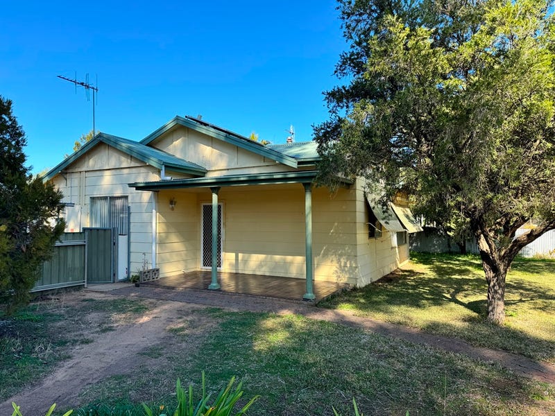 50 Wamboin Street, Gilgandra, NSW 2827 House for Sale