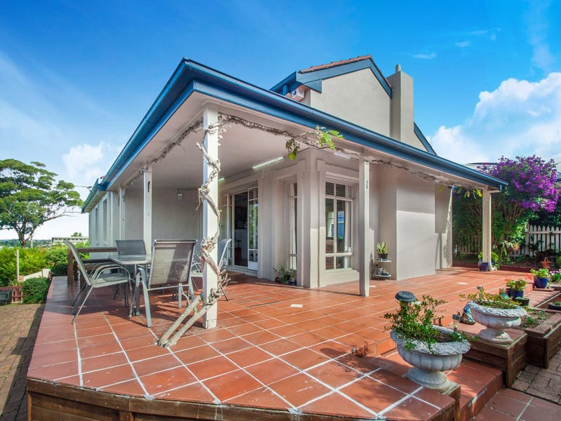 1 Mount Gilead Road, Thirroul, NSW 2515 Property Details