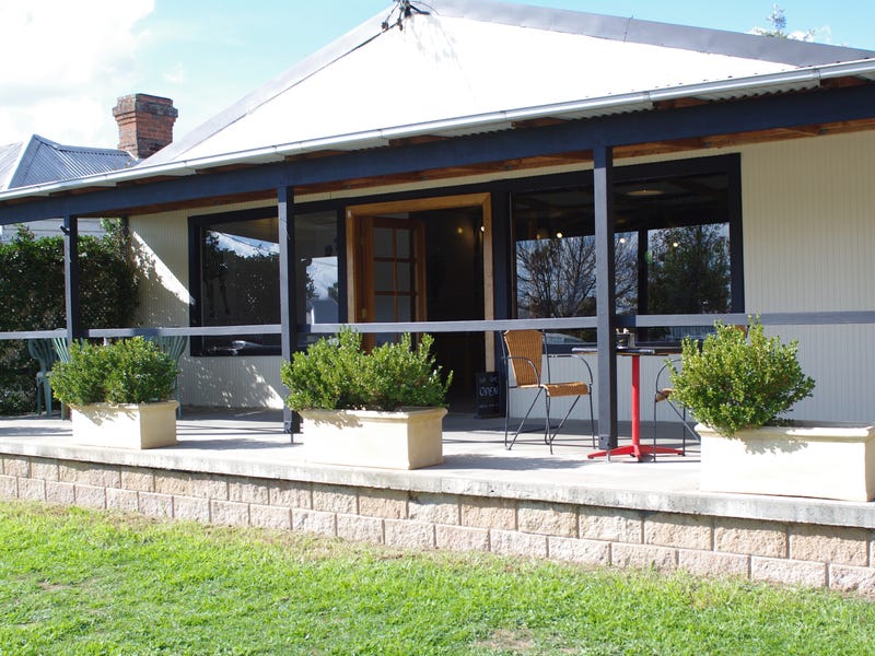 18 Tilga Street, Canowindra, NSW 2804