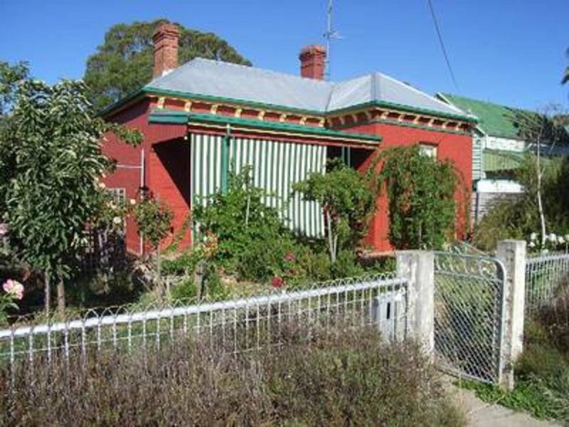 30 Broadway, Dunolly, VIC 3472