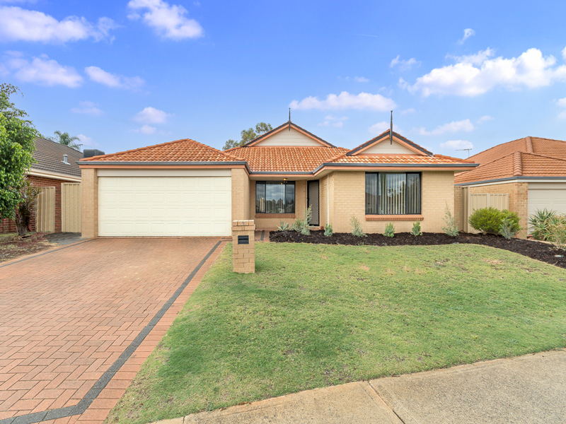 9 Canna Drive, Canning Vale, WA 6155