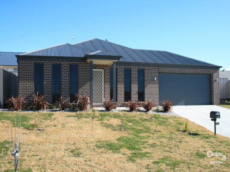 4 Emmaville Street, Orange, NSW 2800