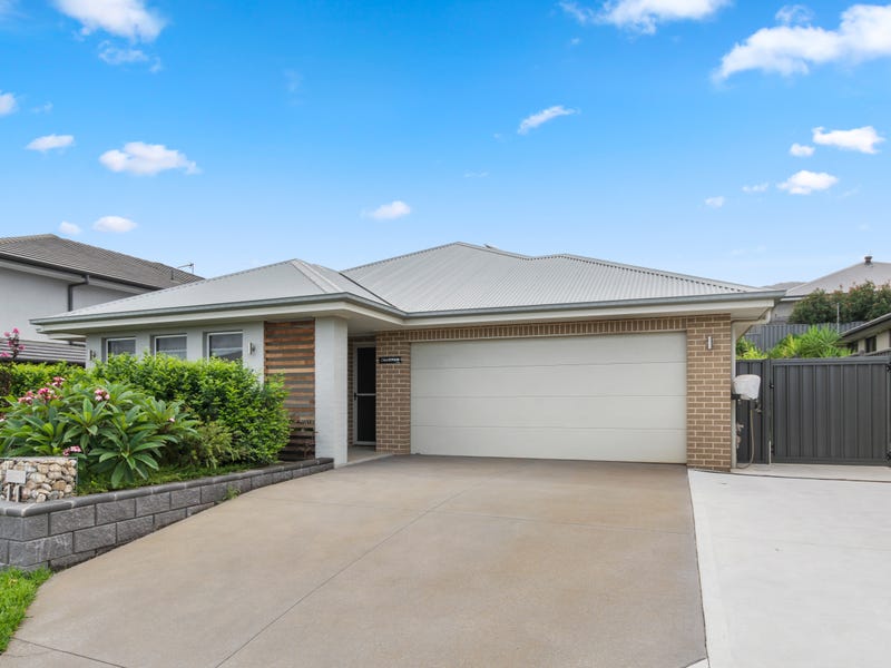 11 Polsson Street, Horsley, NSW 2530