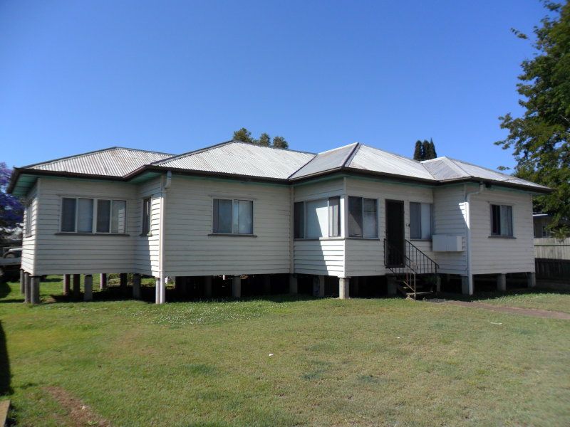 4 Edward Street, Beaudesert, Qld 4285