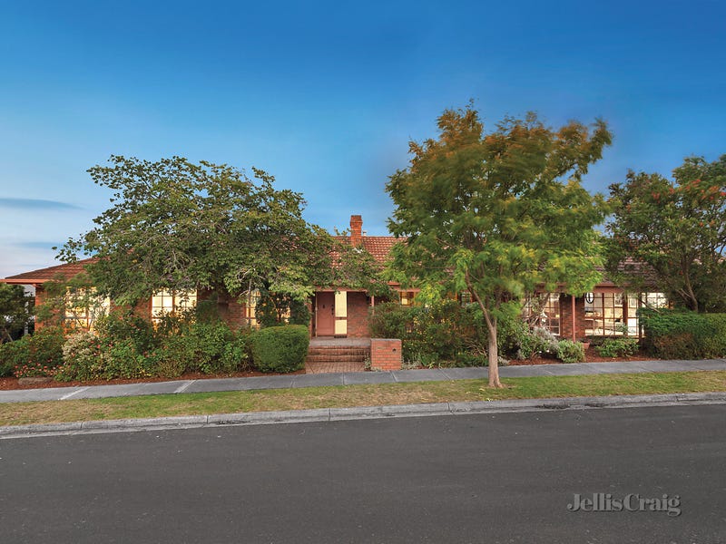 140 Landscape Drive, Doncaster East, Vic 3109 House for Sale