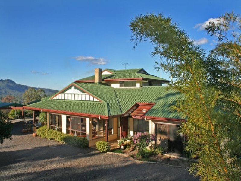 160 Peachester Road, Beerwah, QLD 4519