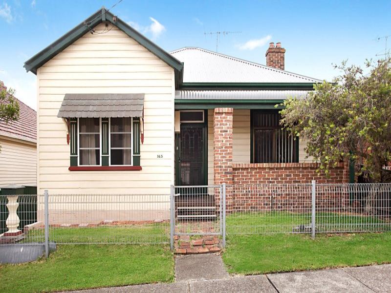 165 Denison Street, Hamilton, NSW 2303 Property Details
