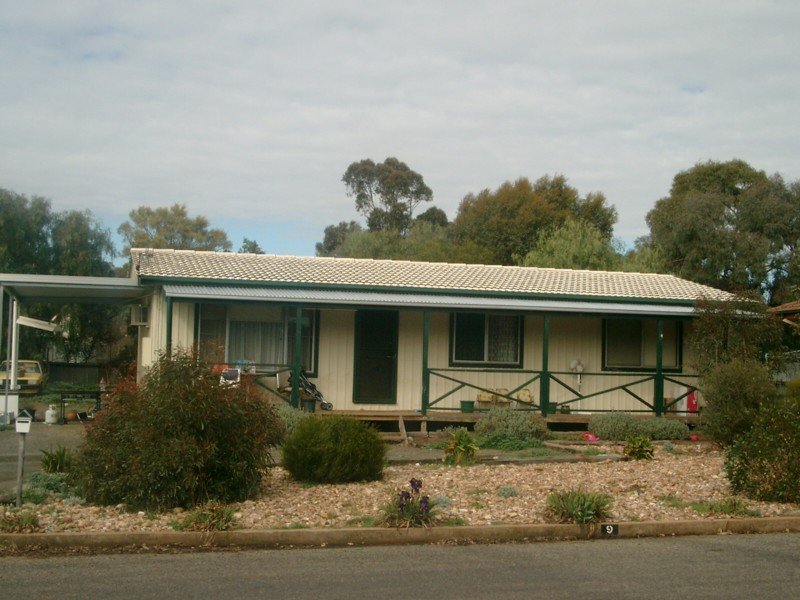 9 Hambour Avenue, Eudunda, SA 5374
