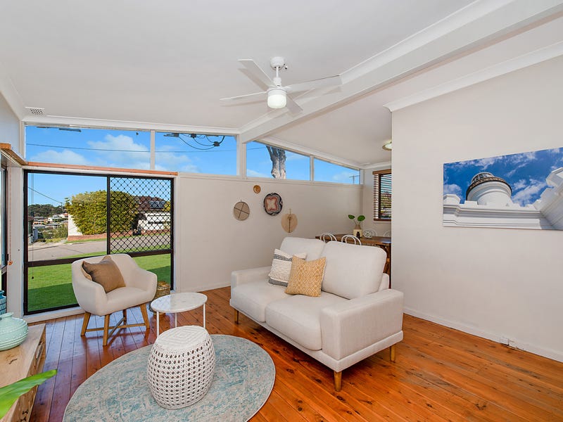 32 Brisbane Water Road, Adamstown, NSW 2289 Property Details