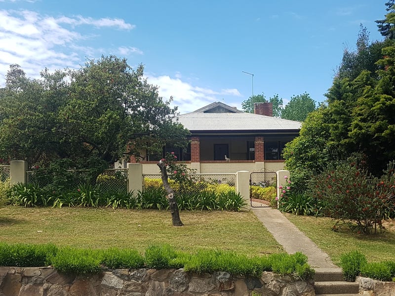 12 Isaacs Avenue, Yackandandah, VIC 3749