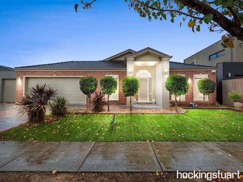 15 Edgecliff Close, Taylors Hill, Vic 3037 House for Sale