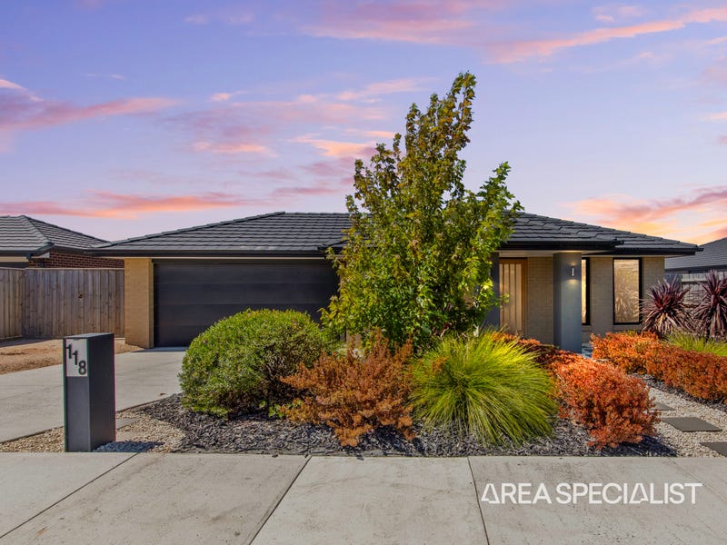 118 Langley Boulevard, Lang Lang, VIC 3984