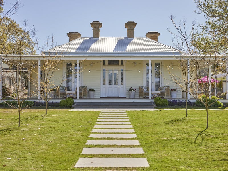 207 Road, Gisborne, Vic 3437 House for Sale